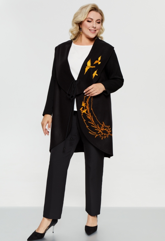  
Цвет: Черный